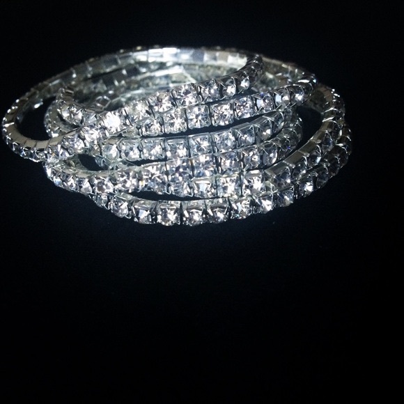 🌹6PC AUSTRIAN CRYSTAL RHINESTONE BLING BRACELET - Picture 4 of 4